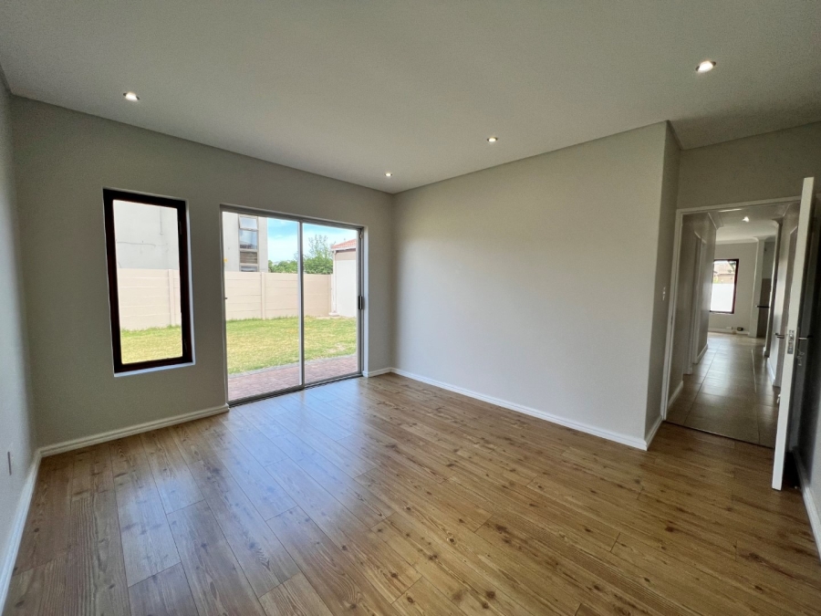 4 Bedroom Property for Sale in Parklands Western Cape